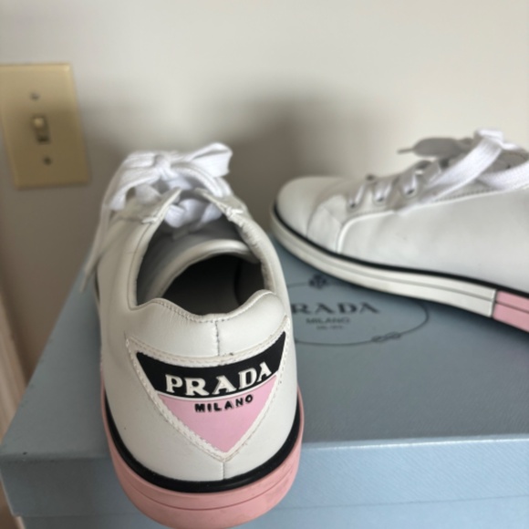 Prada Ville soft 3 low sneaker - Picture 2 of 4